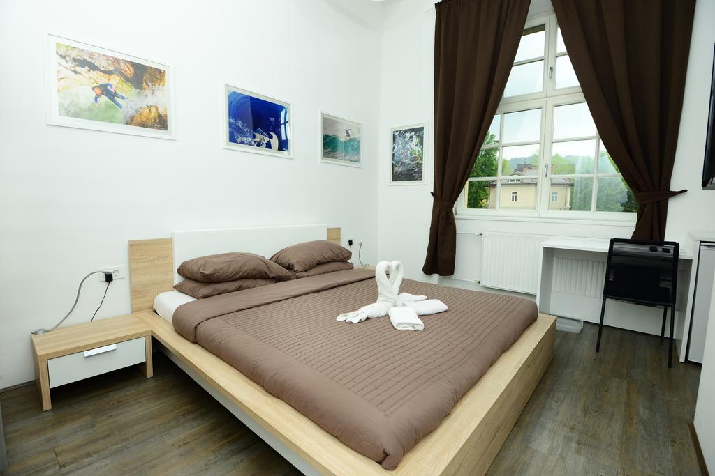 Guest house Galeria 3*