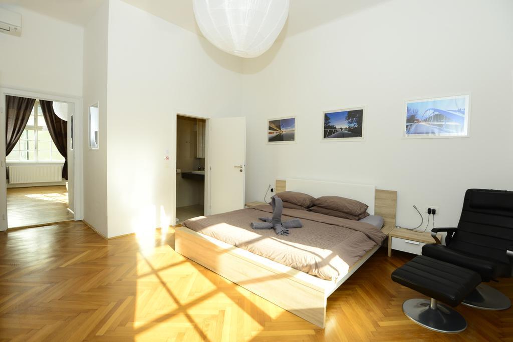 Galeria Guest house 3*