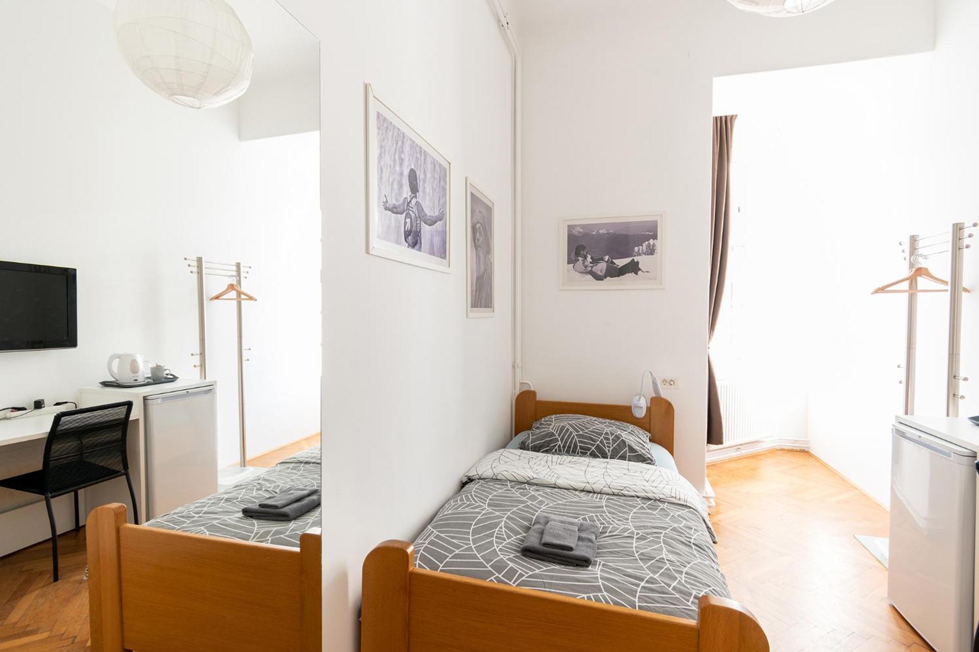 Guest house Galeria 3*