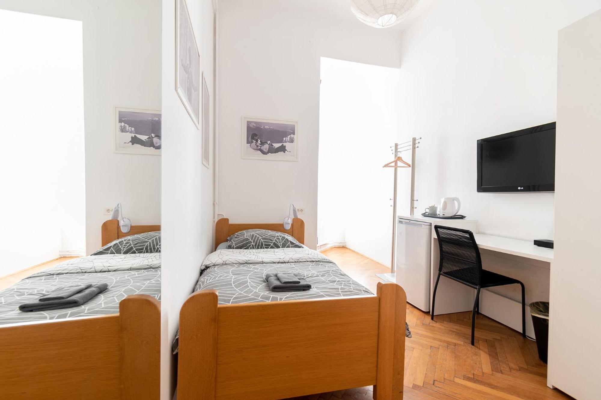 Guest house Galeria 3*